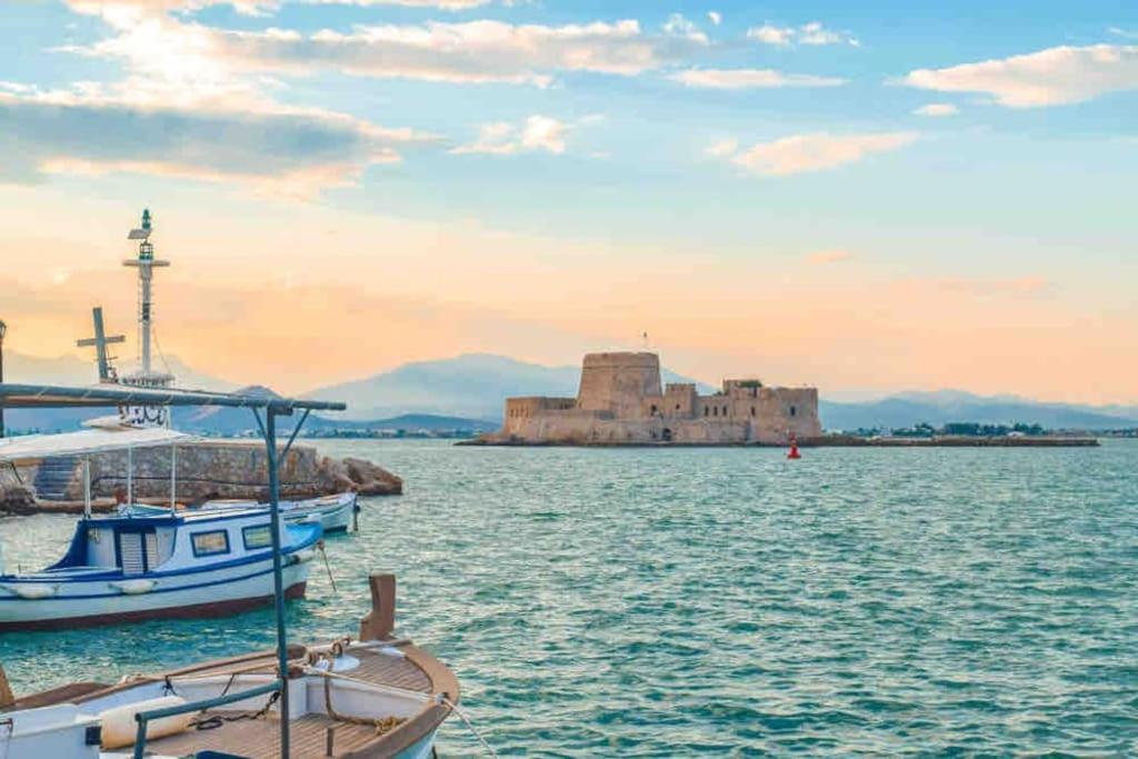 Studio Στο Τολό Luaran gambar